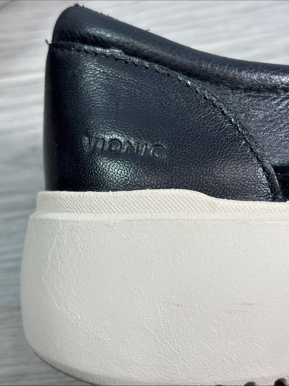 Vionic Kearny Black Slip On Platform Loafers Sneakers - size 7.5 - Picture 7 of 9